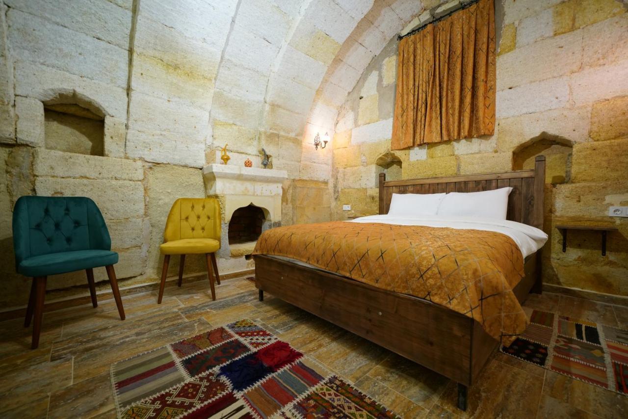 Tibet Stone House Hotel เนฟซิเฮียร์ ภายนอก รูปภาพ