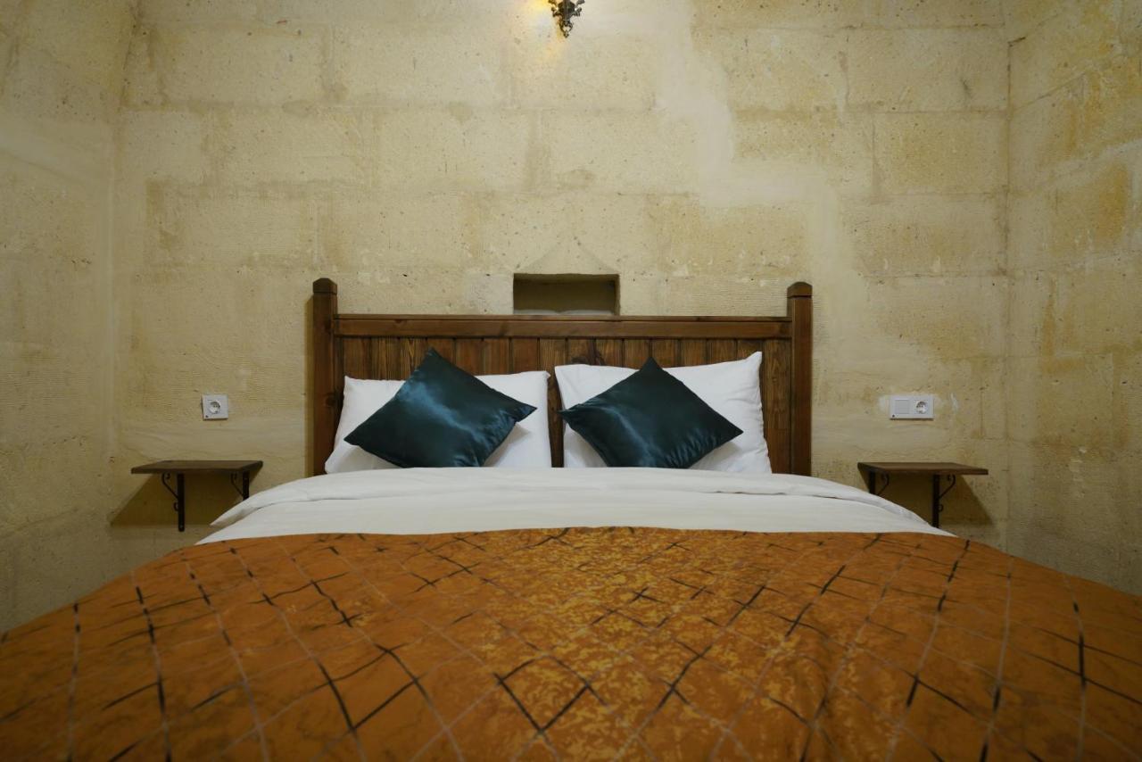 Tibet Stone House Hotel เนฟซิเฮียร์ ภายนอก รูปภาพ