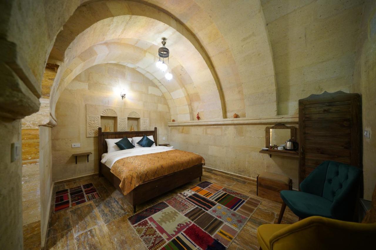 Tibet Stone House Hotel เนฟซิเฮียร์ ภายนอก รูปภาพ