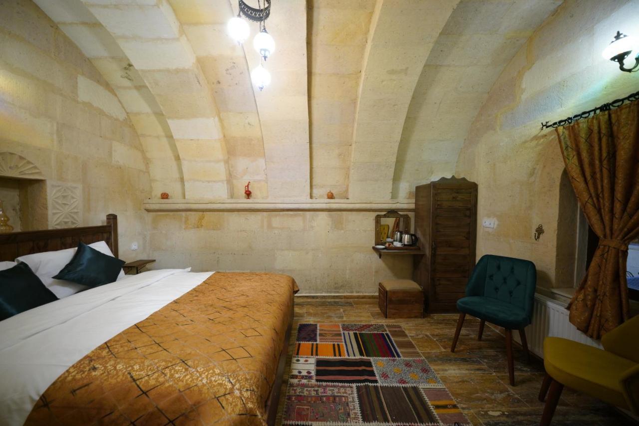 Tibet Stone House Hotel เนฟซิเฮียร์ ภายนอก รูปภาพ