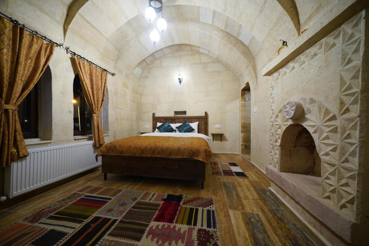Tibet Stone House Hotel เนฟซิเฮียร์ ภายนอก รูปภาพ