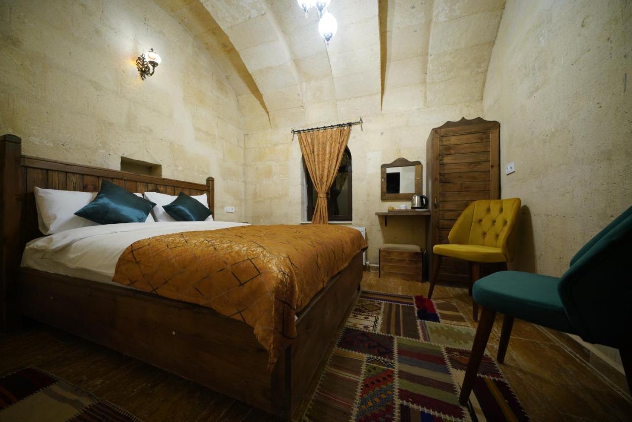 Tibet Stone House Hotel เนฟซิเฮียร์ ภายนอก รูปภาพ