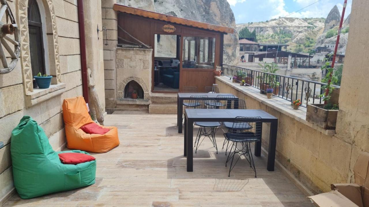 Tibet Stone House Hotel เนฟซิเฮียร์ ภายนอก รูปภาพ